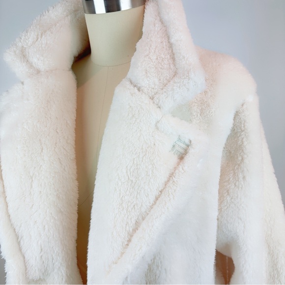 FILA Misty Coat White Size L - Picture 8 of 16